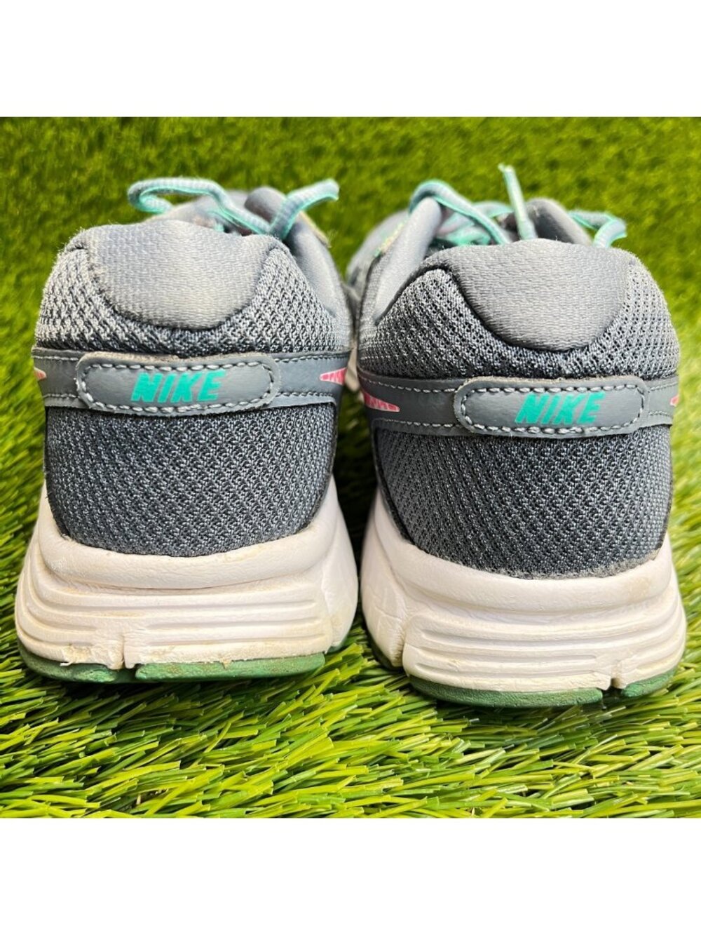 Nike Revolution 2 Womens Size 8 Gray Athletic Running Walking Shoes Sneakers